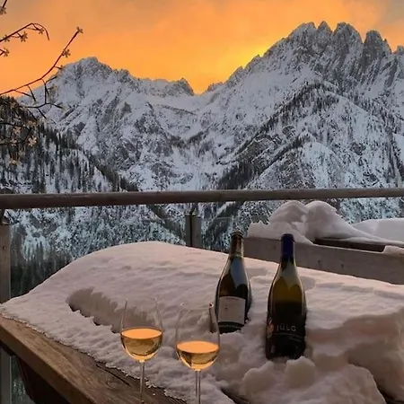 Апартаменты Maison Montironi -luxury Estate- Via Medail 9 *