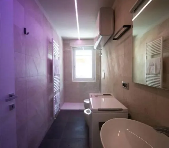 Maison Montironi -luxury Estate- Via Medail 9 Apartment *