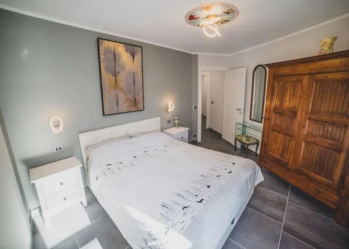 Maison Montironi -luxury Estate- Via Medail 9 Apartment *