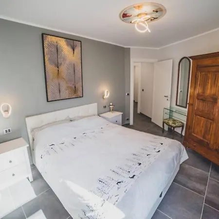 Maison Montironi -luxury Estate- Via Medail 9 아파트 *